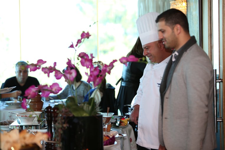Sunday Buffet at Bay Lodge